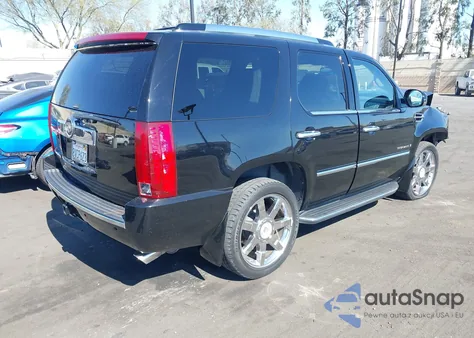 2007 Cadillac Escalade Standard z USA, uszkodzony, nr VIN 1GYFK63817R232938